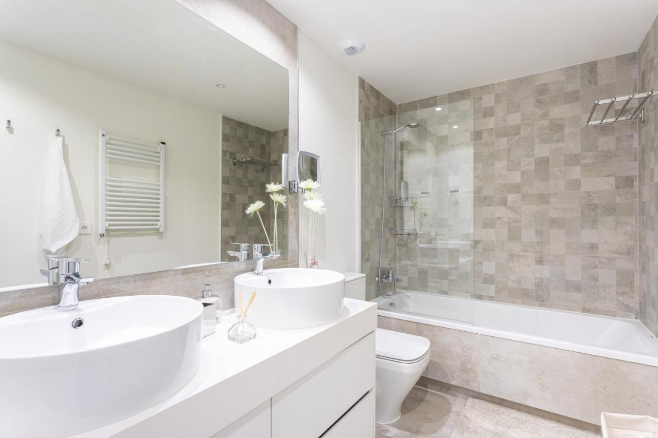 Blue Infinity Luxury Apartment By Ghr Rentals Estepona Eksteriør bilde