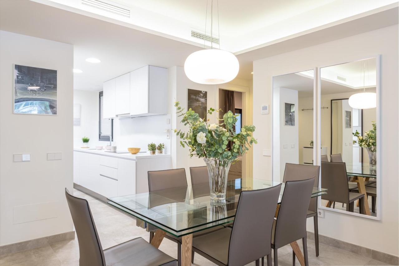 Blue Infinity Luxury Apartment By Ghr Rentals Estepona Eksteriør bilde